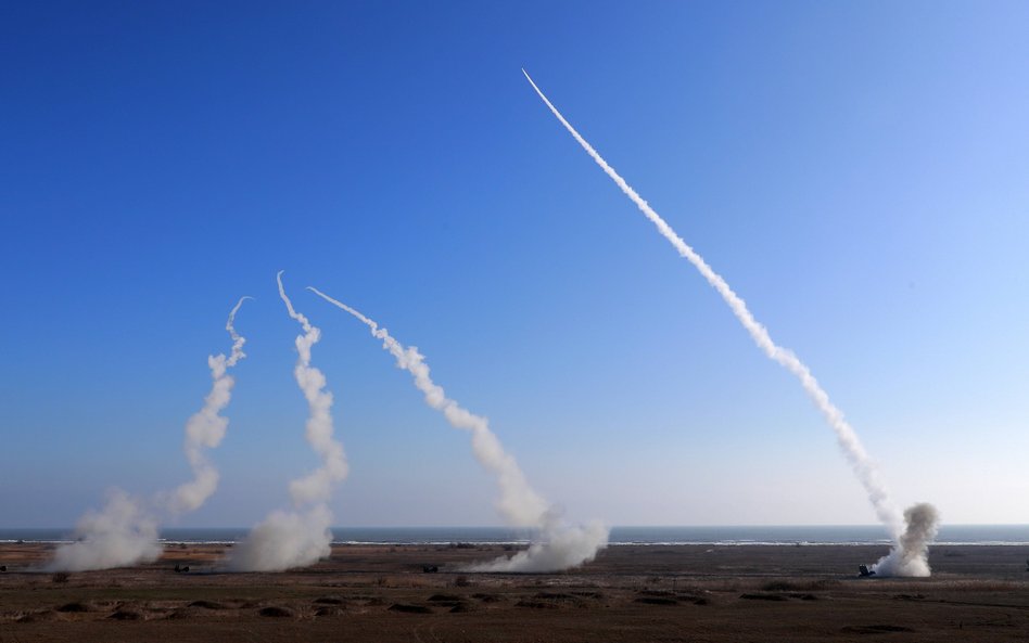 Wyrzutnie HIMARS mogą z terytorium Estonii ostrzelać Petersburg