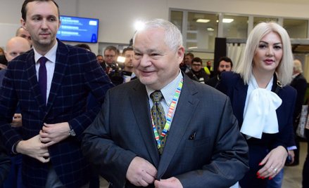 Sondaż: Kto czeka na ustawę o jawności wynagrodzeń w NBP