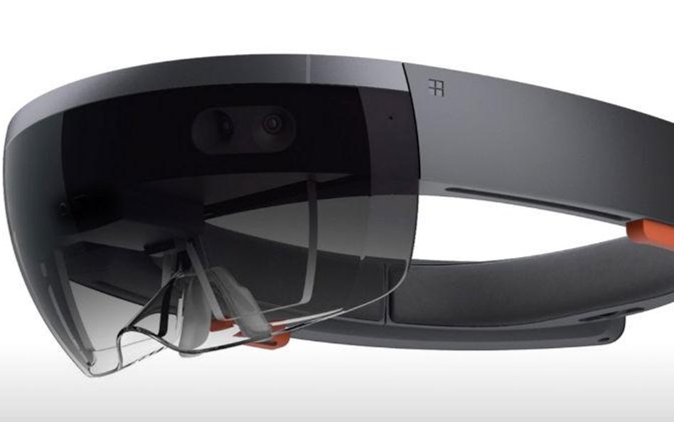 Potencjalny przebój ż okulary HoloLens trafią do programistów w przyszłym roku,