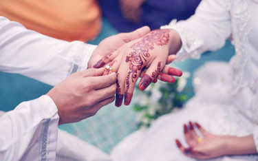 Malezja: 41-latek ożenił się z 11-latką