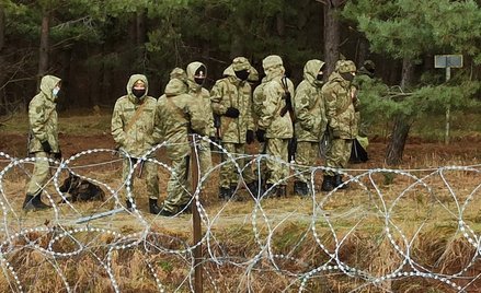MON: Wydarzenia w rejonie Kuźnicy odbywają się w obecności i pod kontrolą białoruskich służb