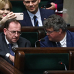 Minister spraw wewnętrznych i administracji Mariusz Kamiński oraz wiceminister spraw i wewnętrznych 