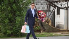 Założyciel Stowarzyszenia Rozwój Plus, były premier Mateusz Morawiecki przed wizytą w gospodarstwie 