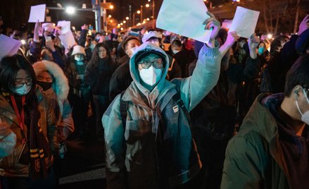Protesty przeciwko lockdownom i władzy Xi Jinpinga odbyły się w wielu chińskich metropoliach. Na zdj