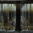 Największy z podziemnych zbiorników w Tokio ma 25 metrów wysokości.