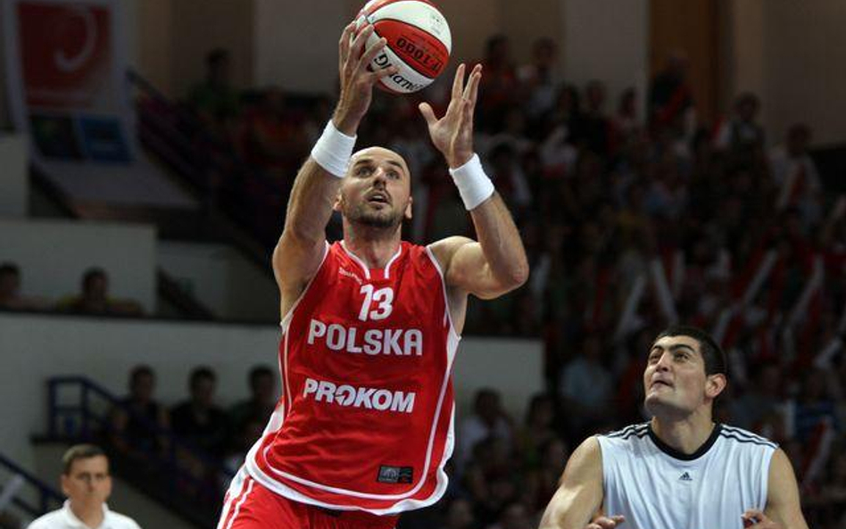 Gortat walczy o kontrakt