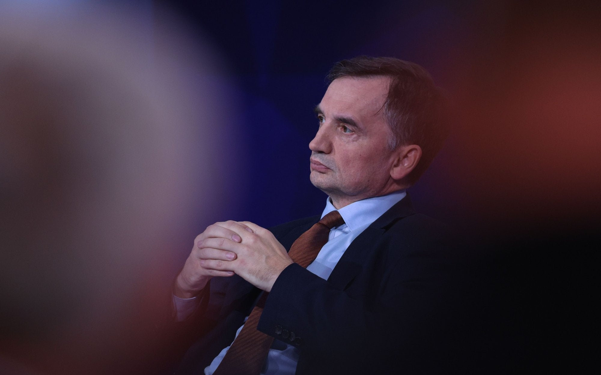 Wiemy, gdzie w USA przebywa Zbigniew Ziobro i jakie ma plany. „O Zbyszku będzie głośno”