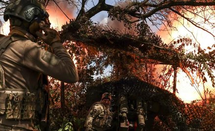 Ukraińscy artylerzyści na pozycjach ogniowych