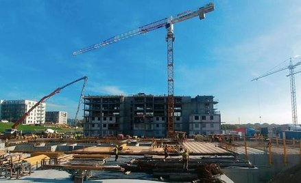 Kogo stać lub kto ma wolny kapitał, puka do biur sprzedaży deweloperów