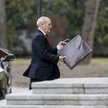 Sondaż: Polacy nie chcą powrotu Macierewicza do rządu