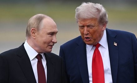 Władimir Putin i Donald Trump podczas spotkania na Alasce w sierpniu 2025 r.