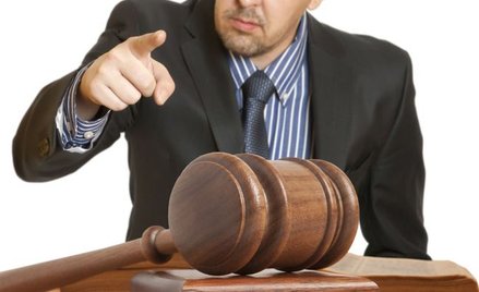 Reforma wymiaru sprawiedliwości w Polsce: najpierw sprawdzić na szczurach
