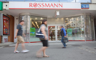 Rossmann ma tysiąc sklepów Jubileuszowy sklep znajduje się w warszawski centrum handlowym Złote Tara