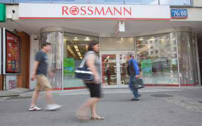 Rossmann ma tysiąc sklepów Jubileuszowy sklep znajduje się w warszawski centrum handlowym Złote Tara
