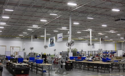 Aktywność produkcyjna w stanie Nowy Jork nieznacznie spadła