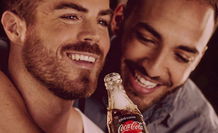 Węgry: Politycy wzywają do bojkotu Coca-Coli przez reklamy z homoseksualistami