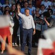 Donald Tusk zdecydował, że w opozycji ma się liczyć tylko on (na zdjęciu podczas lipcowego wiecu w K