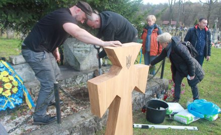 Apel: Nie zapominajmy o zniszczonych ukraińskich grobach w Polsce