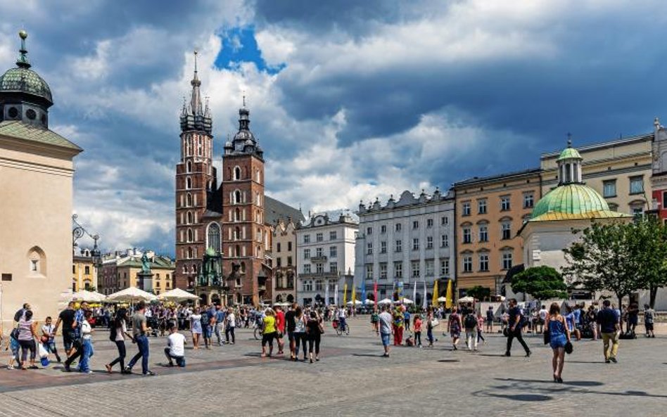 Obecnie zagraniczni turyści, którzy najczęściej odwiedzają Małopolskę to: Brytyjczycy, Niemcy, Włosi