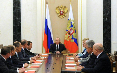 Rosyjska izba obrachunkowa: Biliony rubli wyprowadzane z Rosji