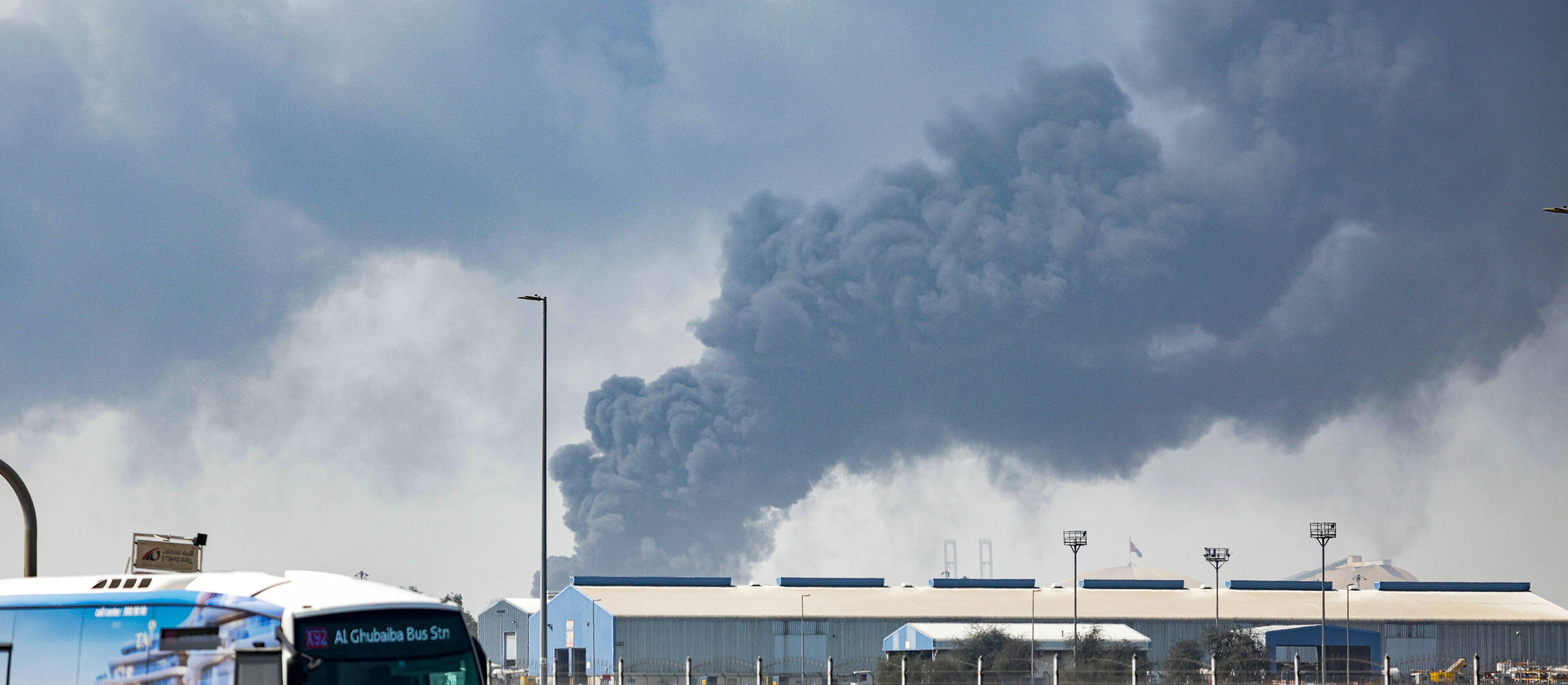 Konflikt w Iranie paraliżuje region. Zamknięte niebo, nieczynne lotniska, odwołane loty