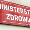 Resort policzył testy. Wciąż więcej przebadanych osób niż próbek