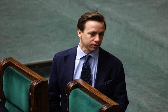 Wicemarszałek Sejmu Krzysztof Bosak w imieniu klubu Konfederacji ocenił exposé Radosława Sikorskiego