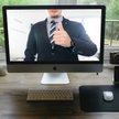 Monitoring pracy zdalnej: w kontroli pracowników wskazany jest umiar