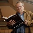 The Economist: Michnik sam pada ofiarą histerii, nad którą wylewa łzy