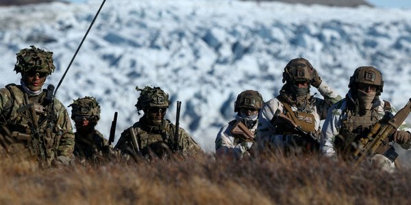 Wielka Brytania rozważa wysłanie wojska na Grenlandię? Minister mówi o normalnych rozmowach