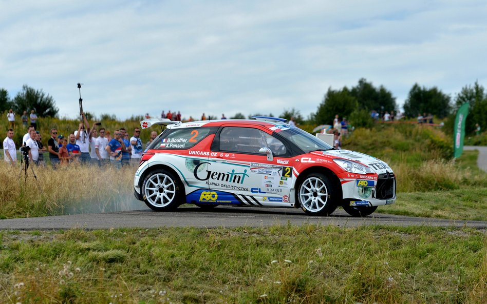 Bryan Bouffier z Xavierem Panseri w Citroenie DS3 R5