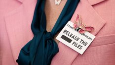 Jedna z ofiar Jeffrey Epsteina przed przemówieniem Donalda Trumpa o stanie państwa w Waszyngtonie