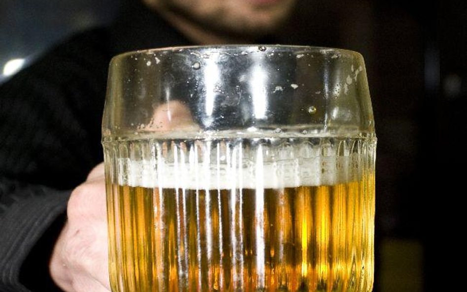 Reklama Tyskie pn. Reprymenda Wujka dyskredytuje niepijących