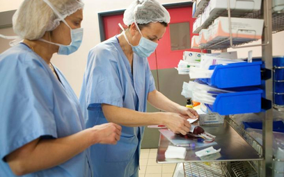 W Polsce w 90. proc. przypadków komórki pobierane są od dawców z krwi. Bezbolesny zabieg trwa ok. 4 