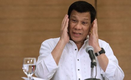Prezydent Filipin: Komunistkom strzelajcie w waginy