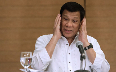 Prezydent Filipin: Komunistkom strzelajcie w waginy