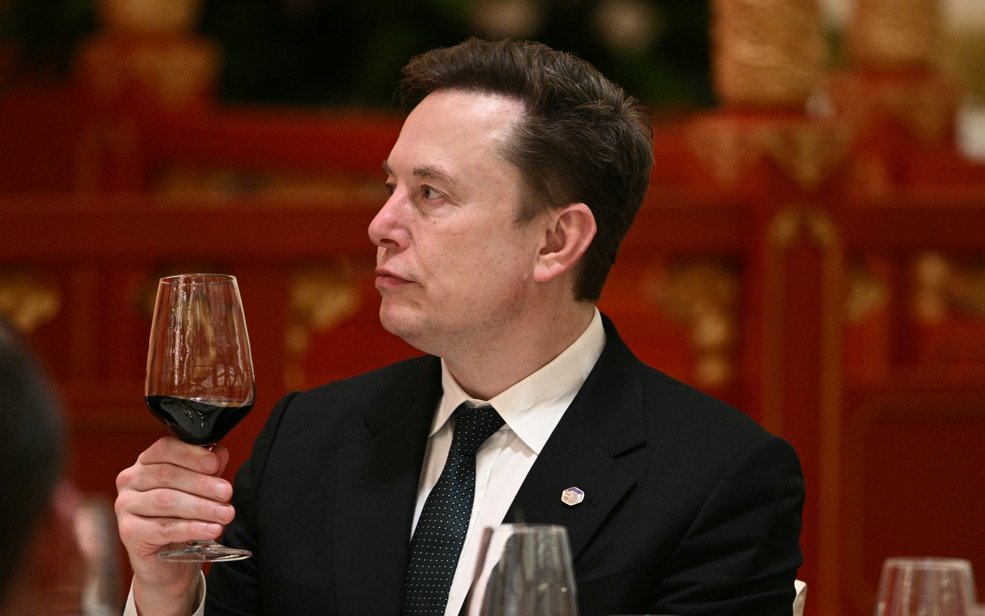 Jeden człowiek bogatszy od niemal całego świata. Elon Musk jest coraz bliżej biliona