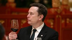 Elon Musk zostawia Bezosa i Page’a daleko w tyle. Stawka to bilion dolarów