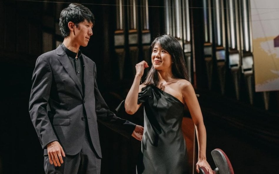 Eric Liu i Kate Liu – czwarta i trzecia nagroda w roku 2015
