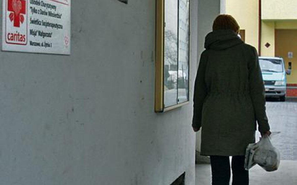 Caritas pomaga bezdomnym i potrzebującym