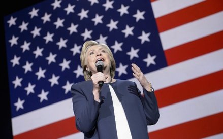 Pośród e-mali Clinton, które ujawnione zostały przez WikiLeaks znalazł się jeden do Białego Domu: „S