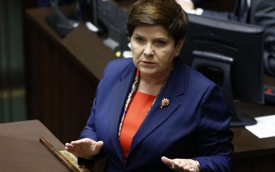 Były wiceszef ABW wygrał z Szydło