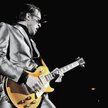 Joe Bonamassa (ur. w 1977 roku) zaczynał jako syn właściciela sklepu z gitarami. Dziś jest gwiazdą