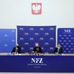 Wyniki kontroli przedstawił m.in. prezes NFZ Filip Nowak (w środku)