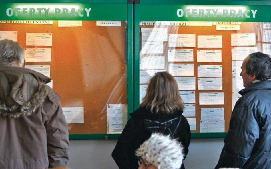 200 tys. osób straci pracę