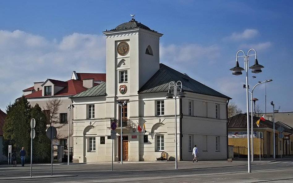 Piaseczno. To w tym miasteczku znaleziono zwłoki w mieszkaniu, które przeleżały tam kilka miesięcy, 