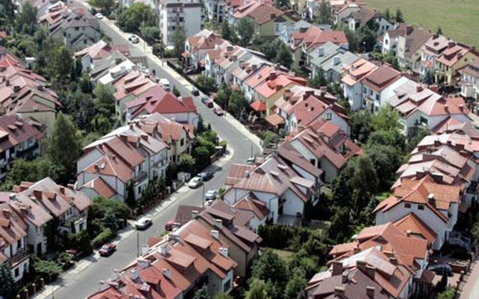 Ceny gruntów spadają, a chętnych na nie brak