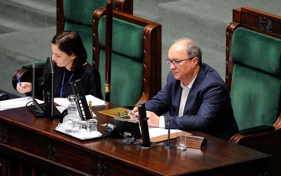 Telewizja nagrywa program podczas obrad Sejmu, Czarzasty protestuje