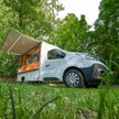 Renault Trafic Platforma Pack Clim: W podróż z pizzerią
