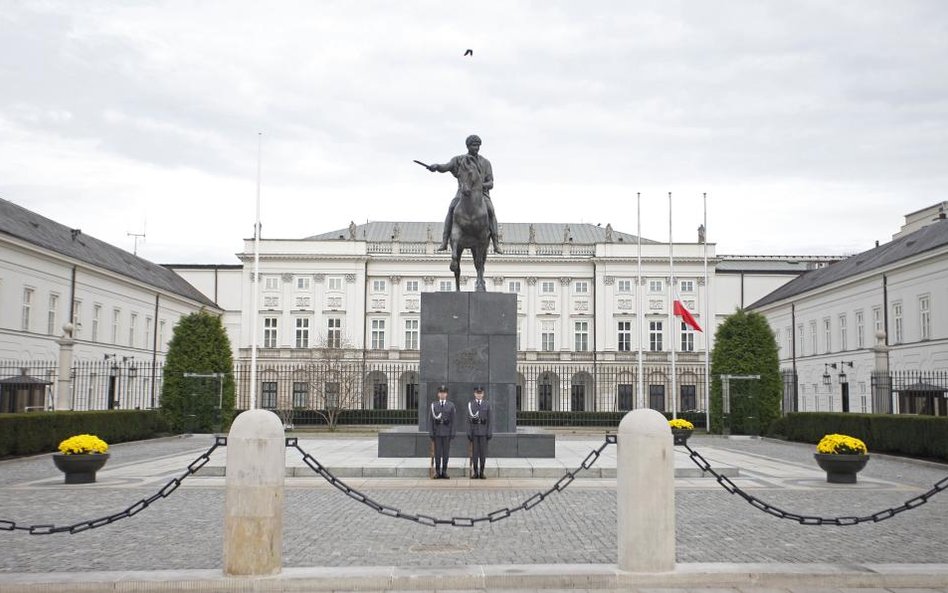 OFE: apel do Prezydenta by już teraz zbadać konstytucyjność zmian